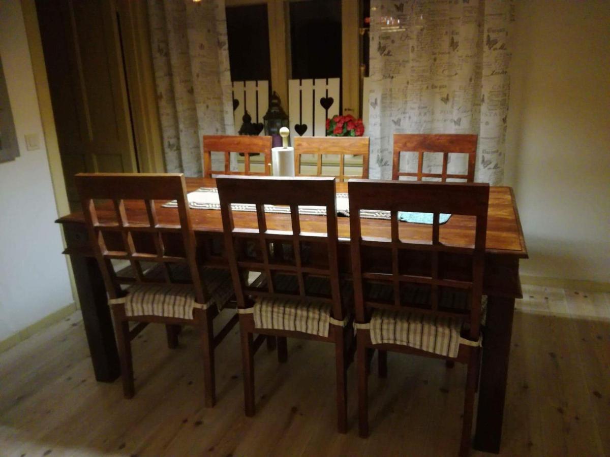 Gustafs Logi Hostel Bagian luar foto