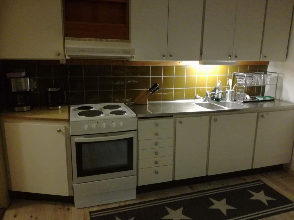 Gustafs Logi Hostel Bagian luar foto
